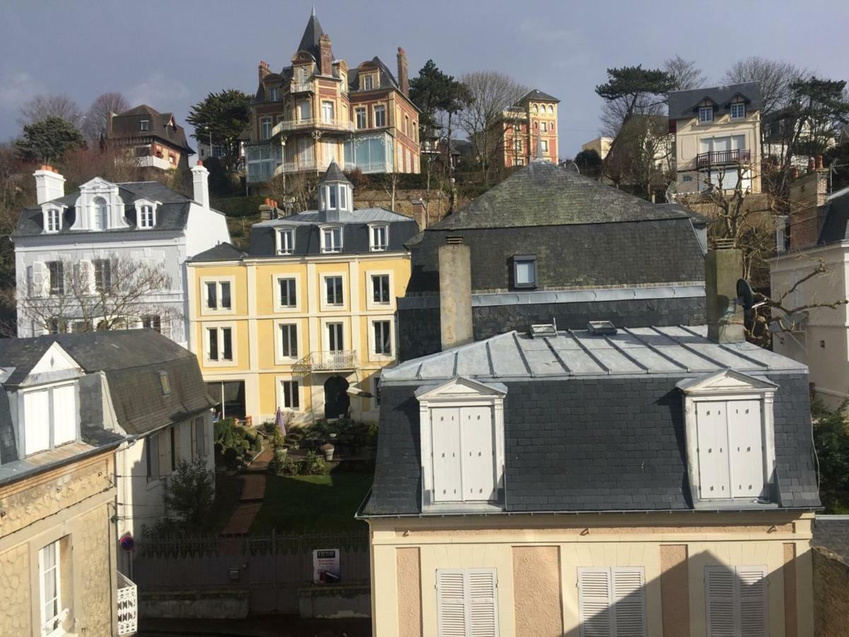 L'Etoile De Trouville Bagian luar foto
