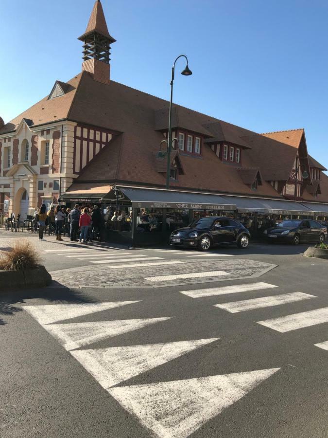 L'Etoile De Trouville Bagian luar foto