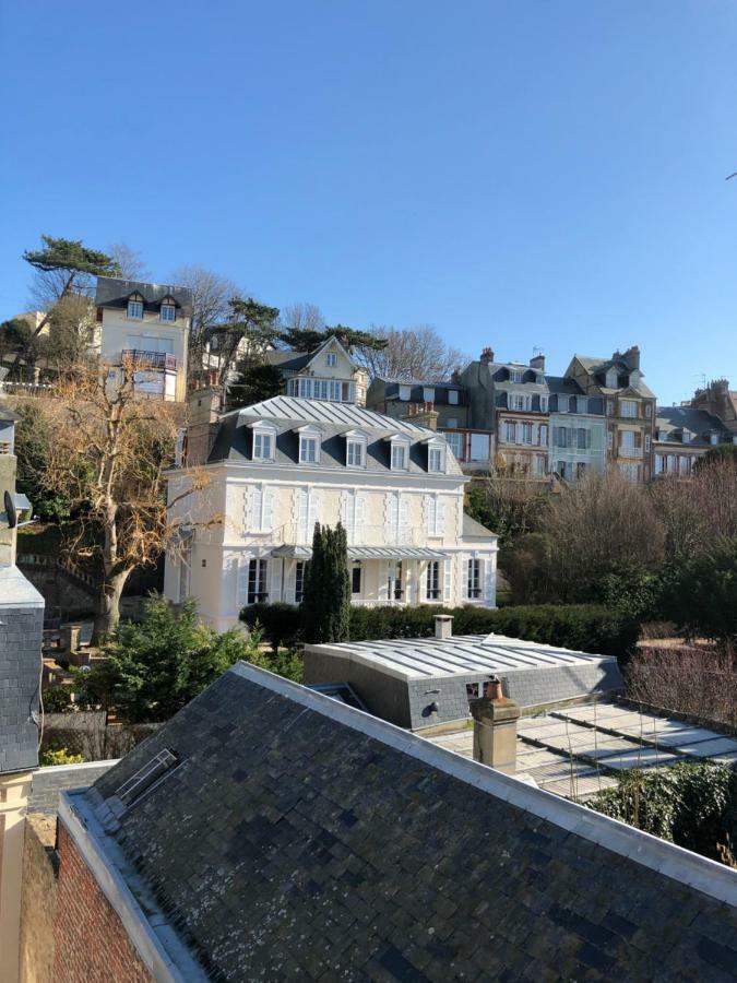 L'Etoile De Trouville Bagian luar foto